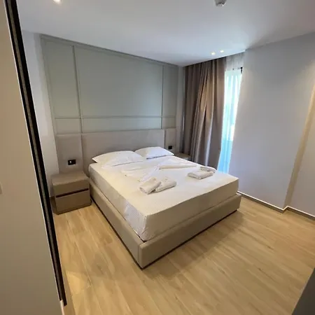 Onix Hotel 4* Ksamil